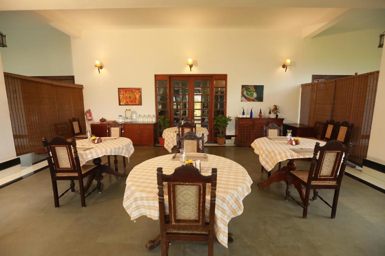 Amritara The Poovath Beachfront Heritage, Fort Коччи Экстерьер фото