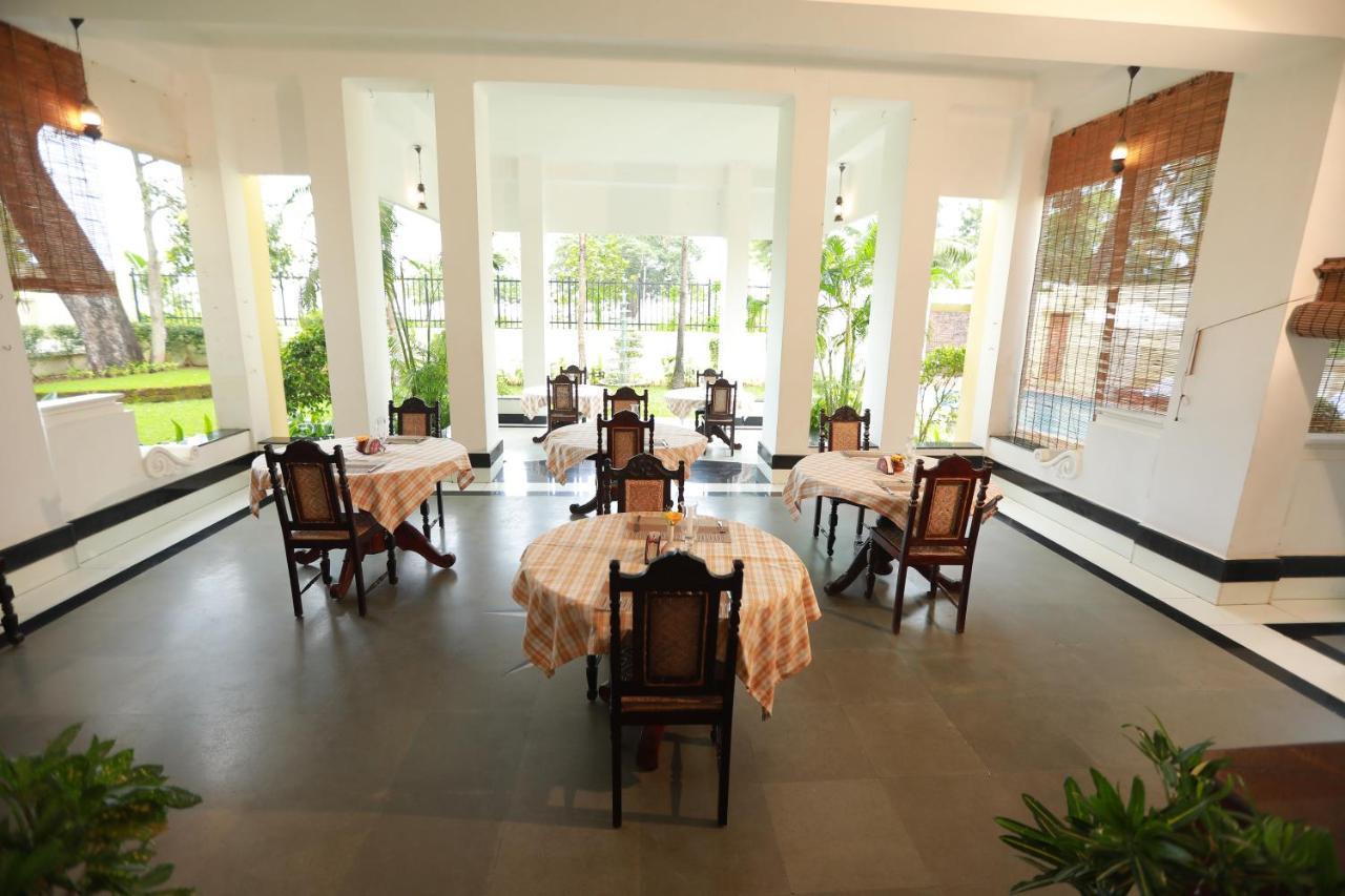 Amritara The Poovath Beachfront Heritage, Fort Коччи Экстерьер фото