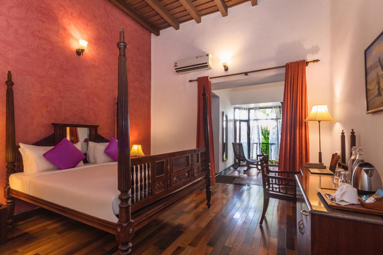 Amritara The Poovath Beachfront Heritage, Fort Коччи Экстерьер фото